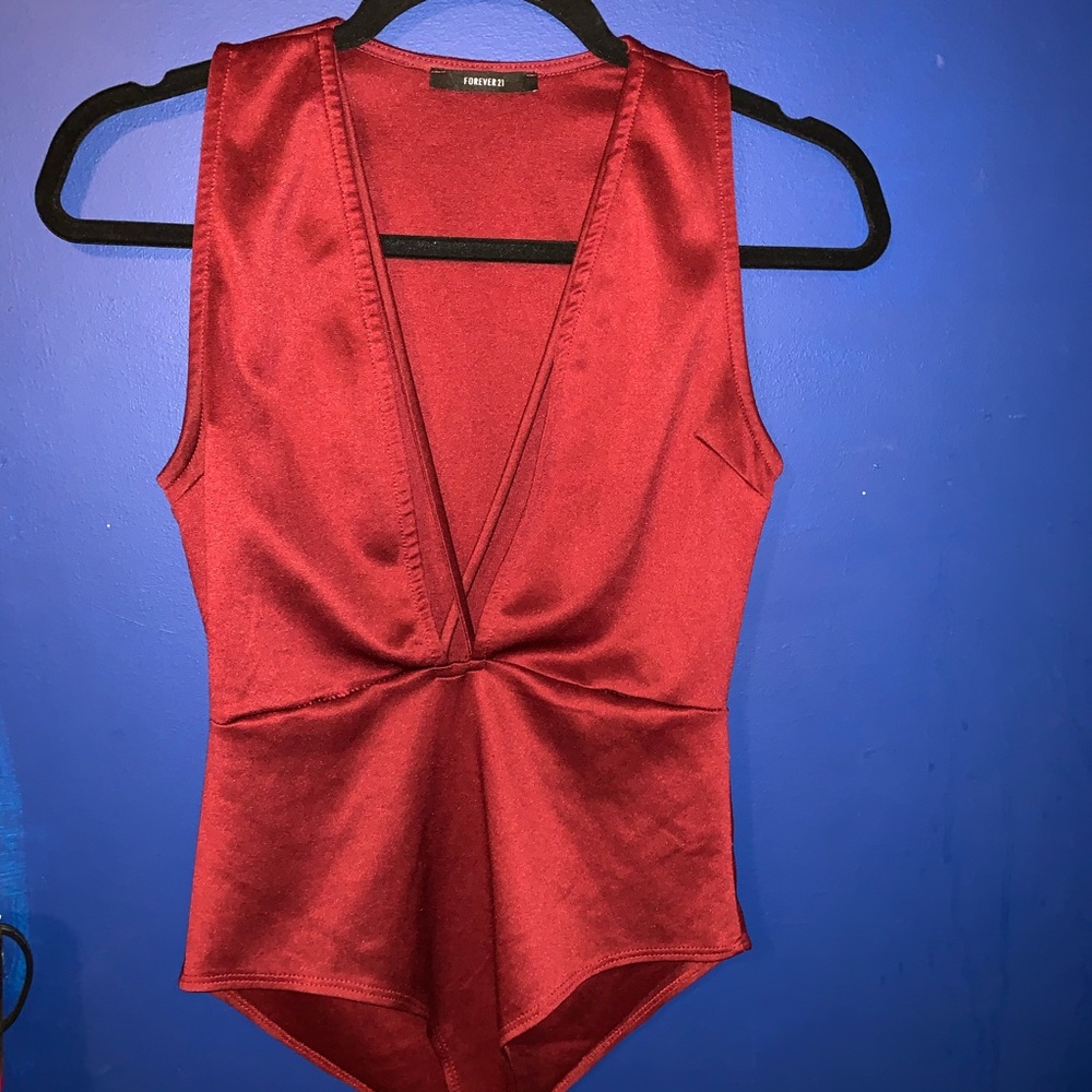 🍷Forver 21 Sexy Ruby Sleeveless Bodysuit